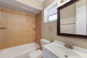 Newport-in-Dallas 14